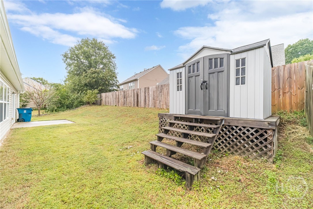 2463 Walnut Tree Lane Property Photo 36