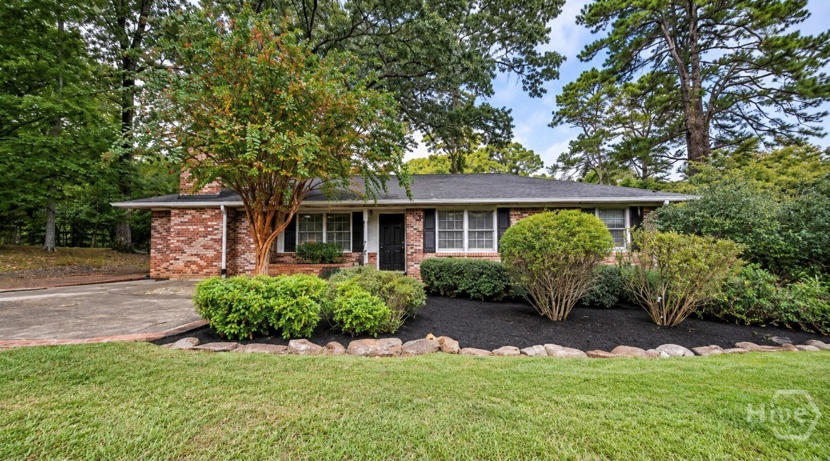 8421 Macon Highway Property Photo 1