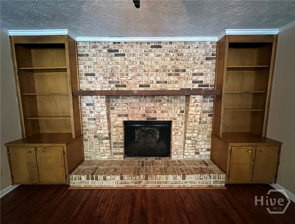 5377 Rockmoor Drive Property Photo 5