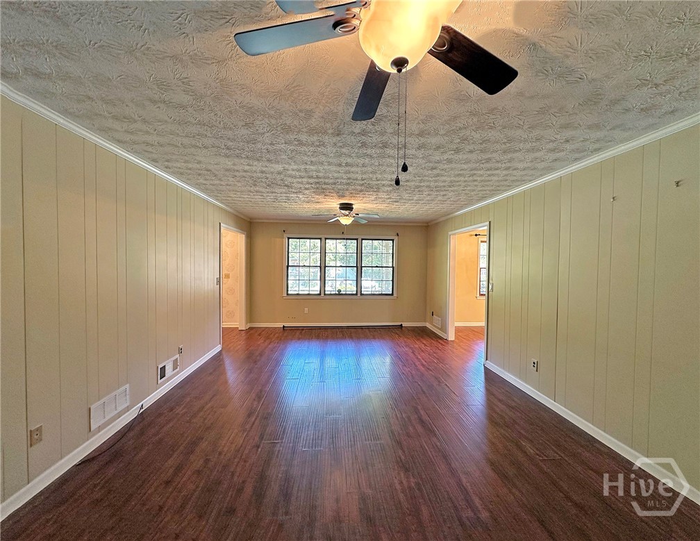 5377 Rockmoor Drive Property Photo 6