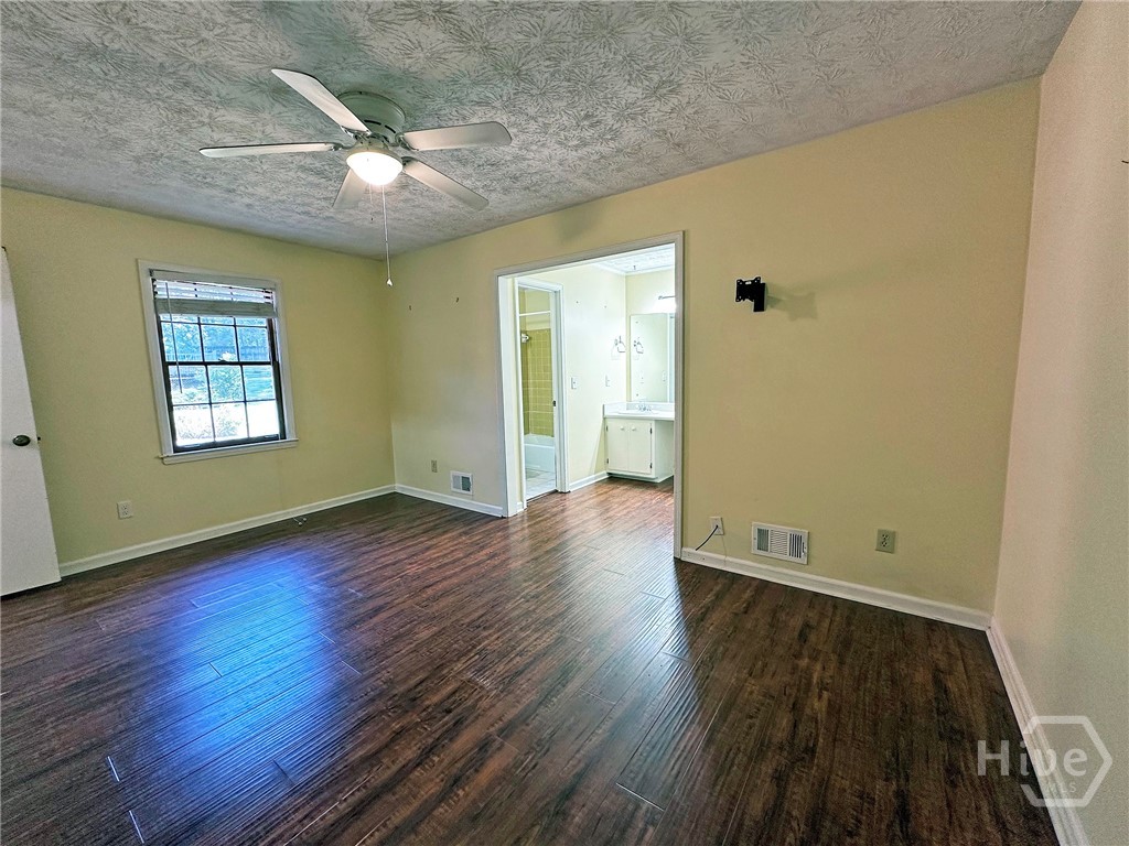 5377 Rockmoor Drive Property Photo 12