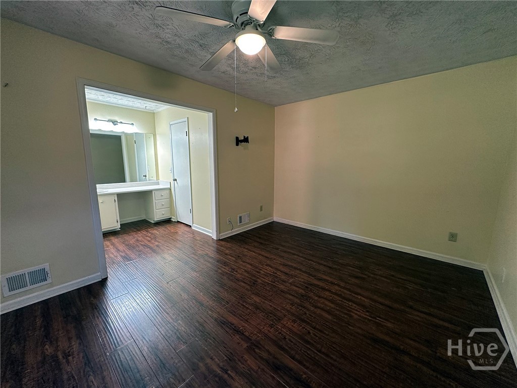 5377 Rockmoor Drive Property Photo 13