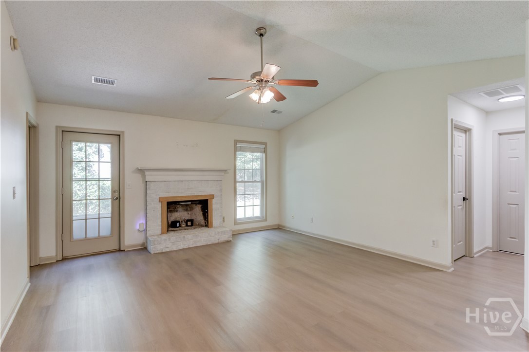507 Marcel Park Property Photo 6