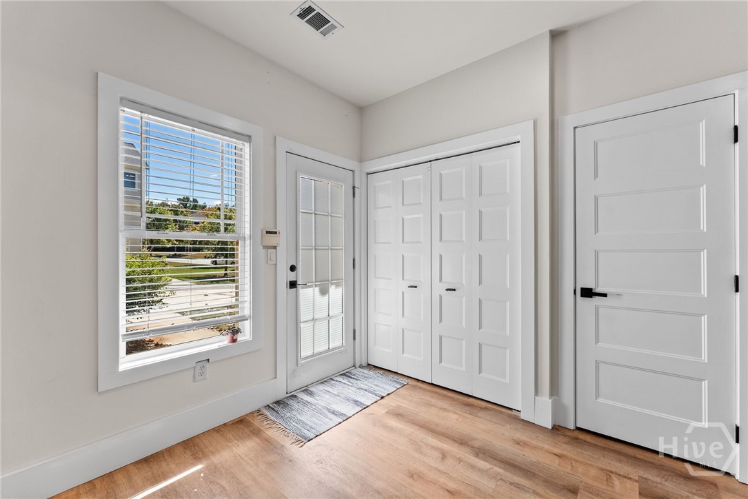 261 Center Park Lane Property Photo 18
