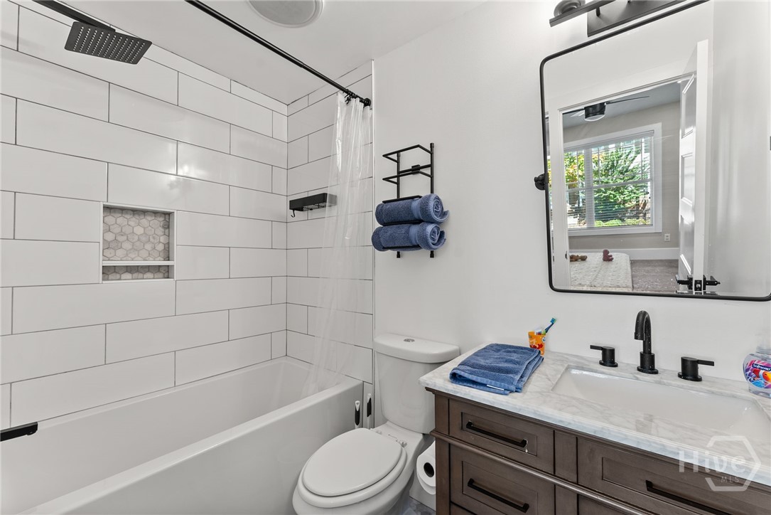 261 Center Park Lane Property Photo 30