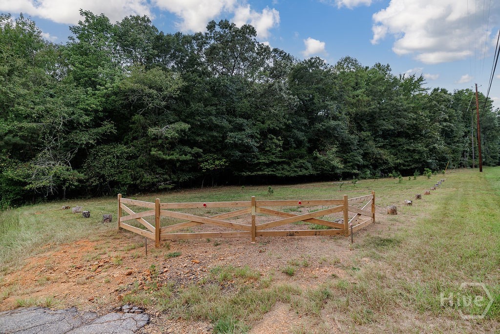 100 Red Fox Run Property Photo 9