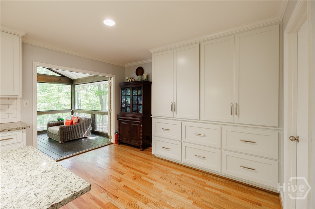 117 Gibbons Place Property Photo 18