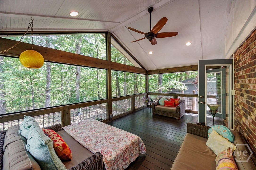 117 Gibbons Place Property Photo 32