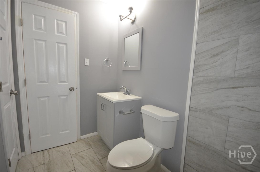 125 Honeysuckle Lane Property Photo 7