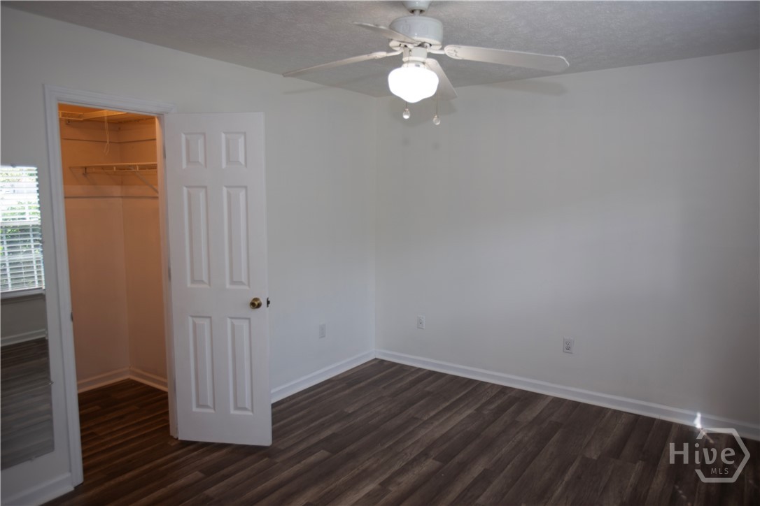 100 Barrington Drive Property Photo 4