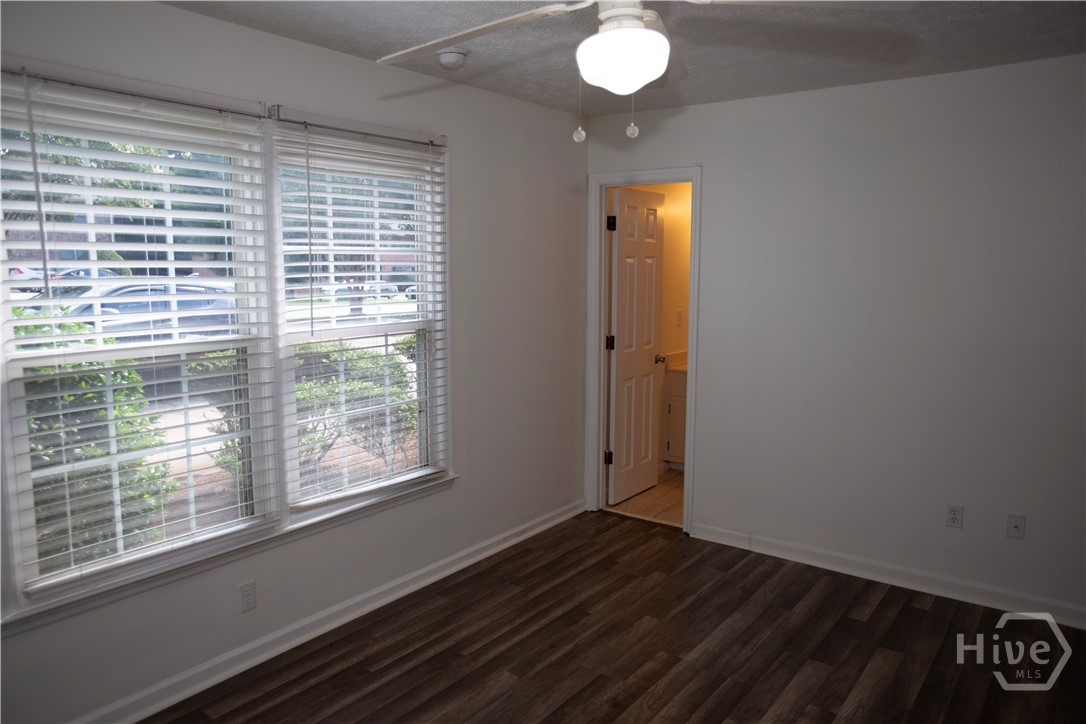 100 Barrington Drive Property Photo 5