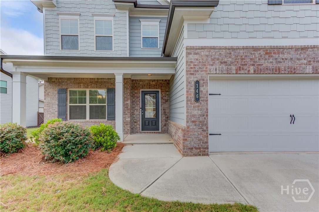 146 Stanford Way Property Photo 2