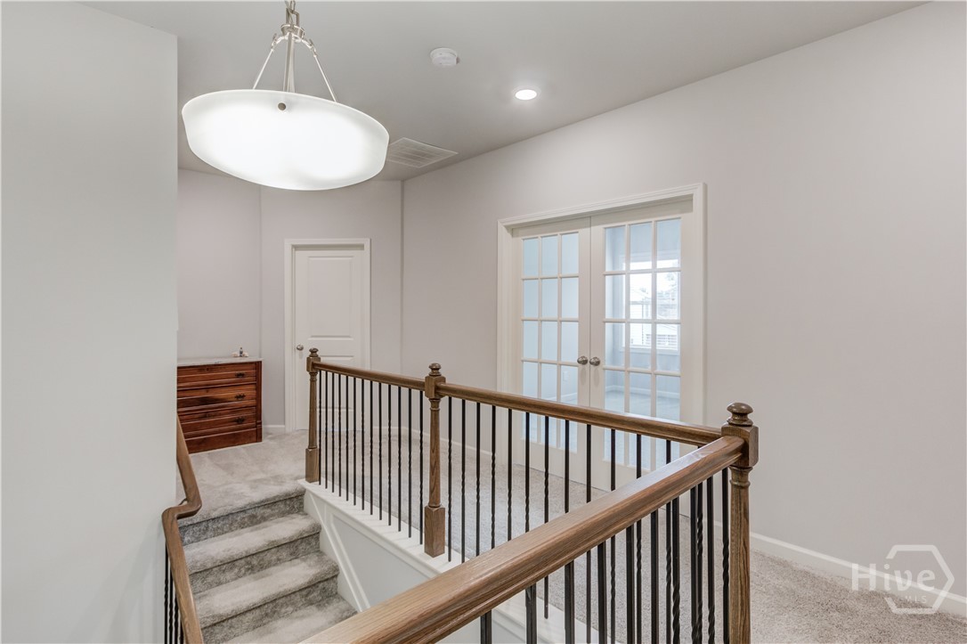 146 Stanford Way Property Photo 24