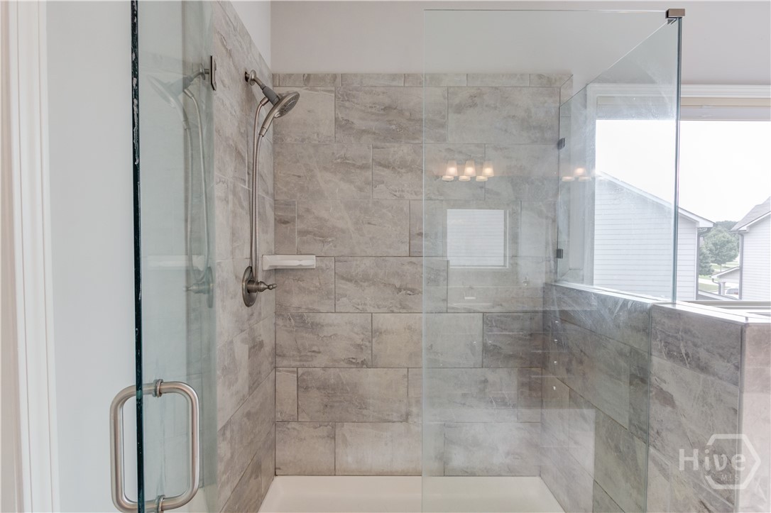 146 Stanford Way Property Photo 31
