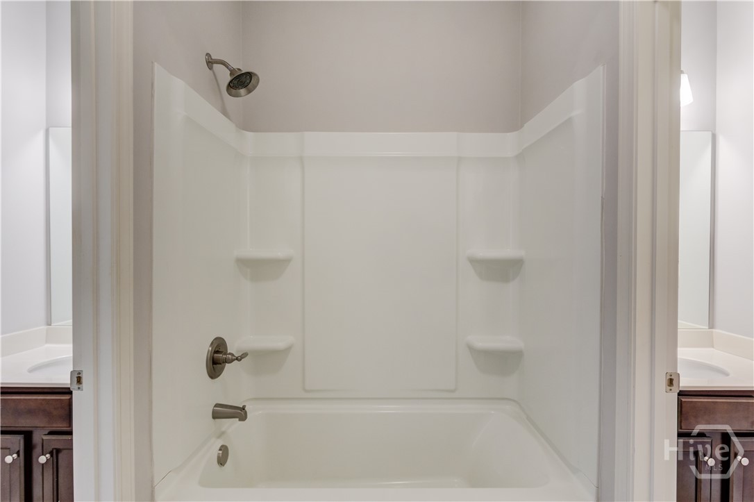 146 Stanford Way Property Photo 36