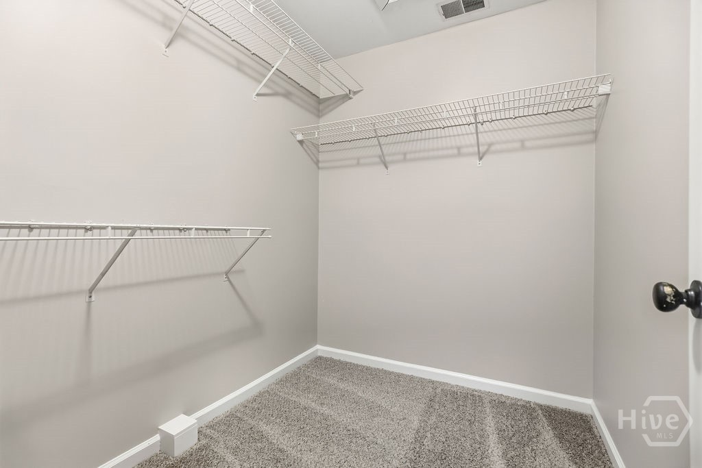 106 Berkeshire Court Property Photo 18
