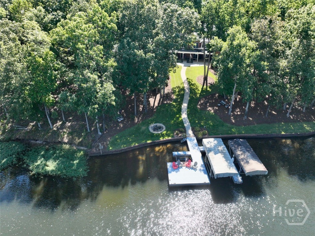 415 Long Shoals Drive Property Photo 9