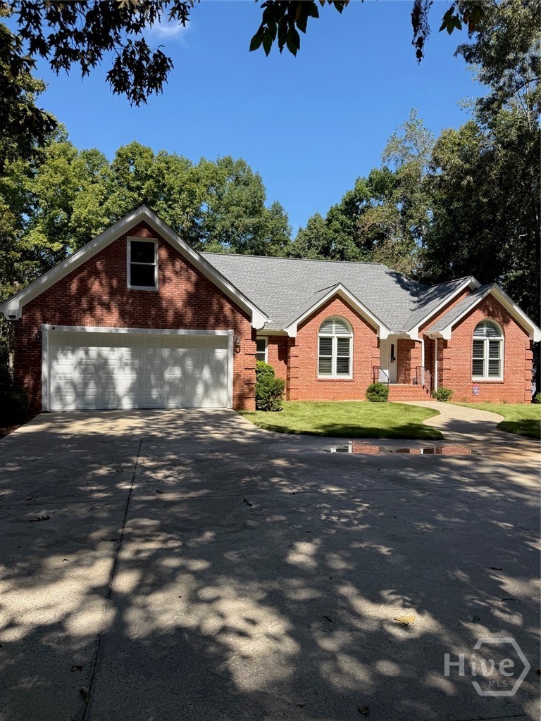 415 Long Shoals Drive Property Photo 13