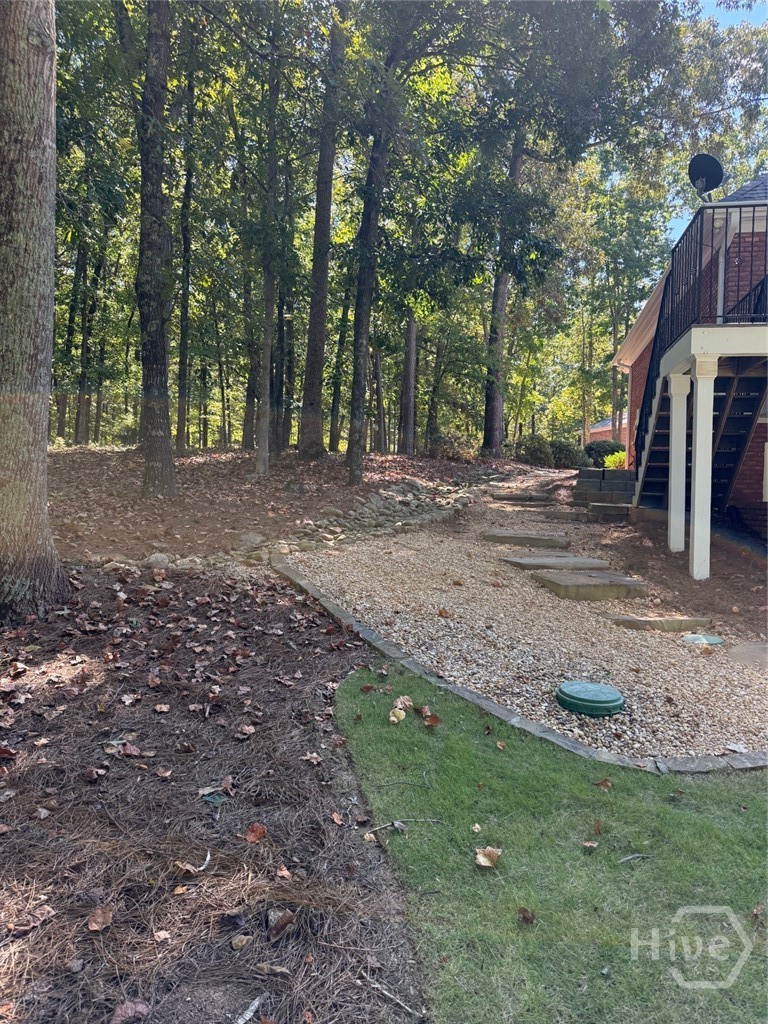 415 Long Shoals Drive Property Photo 20