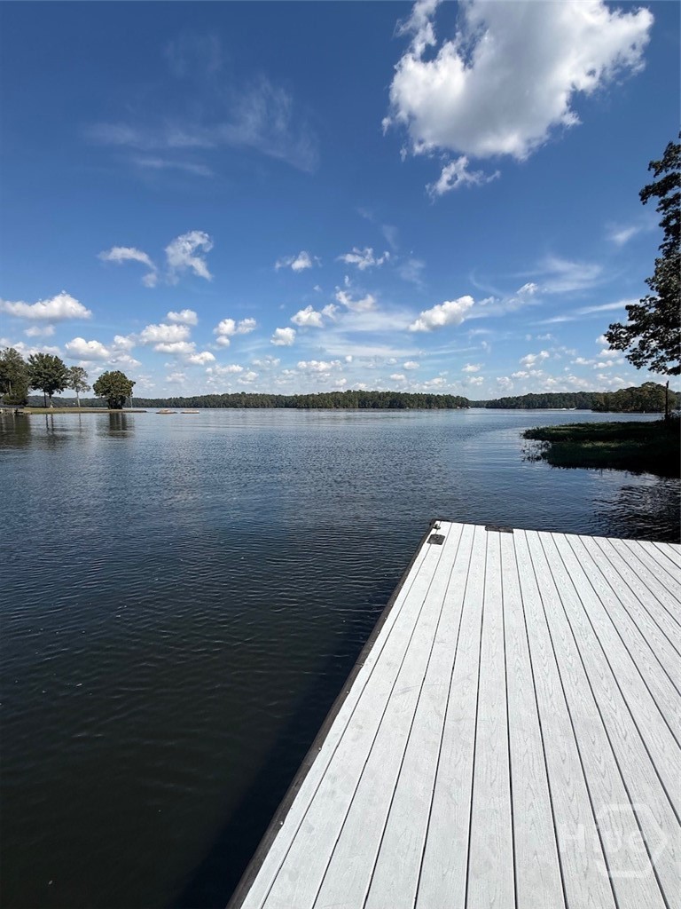 415 Long Shoals Drive Property Photo 26