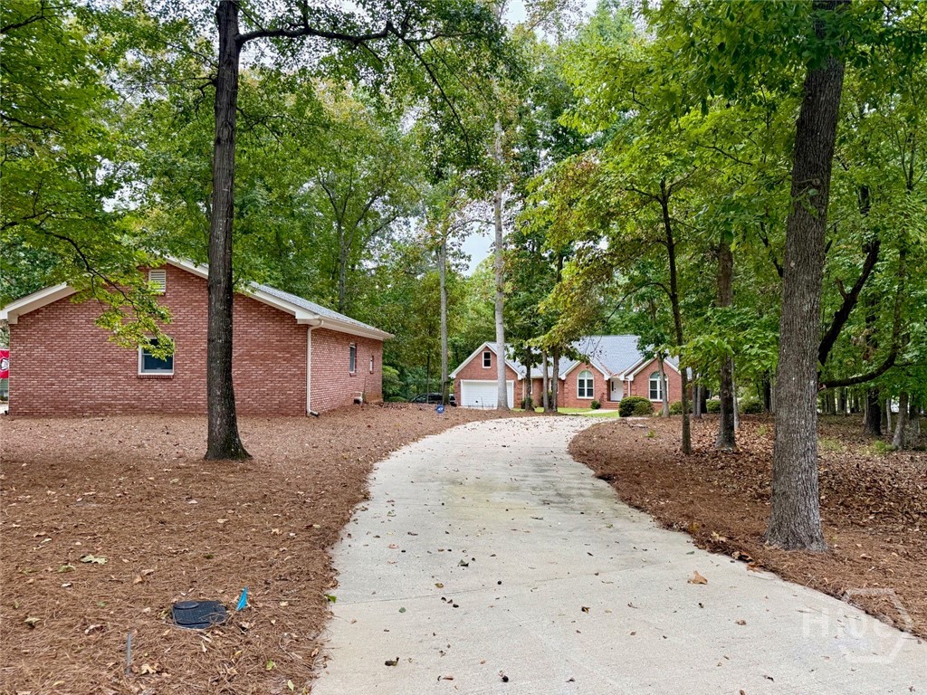 415 Long Shoals Drive Property Photo 68