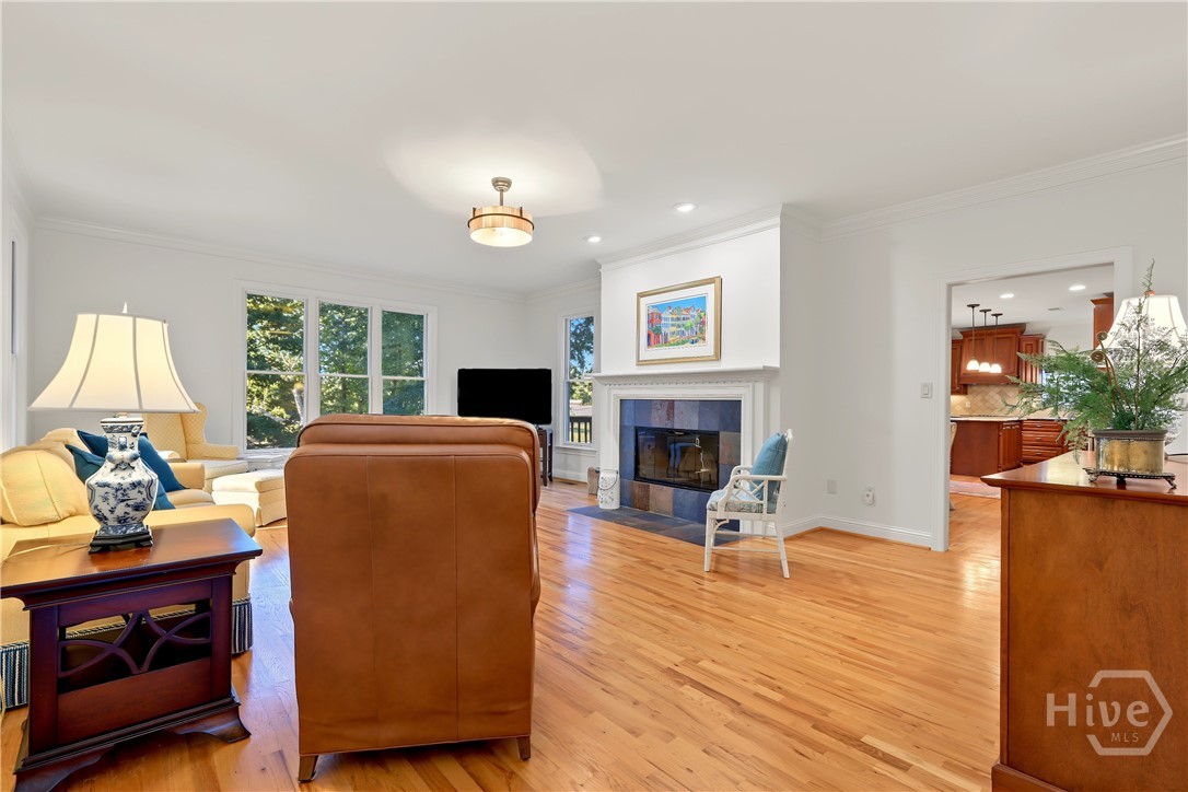 884 Fairway Drive Property Photo 9