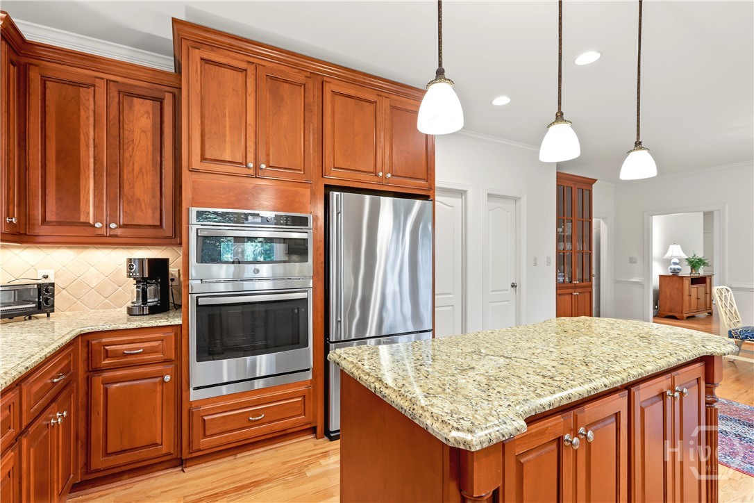 884 Fairway Drive Property Photo 18