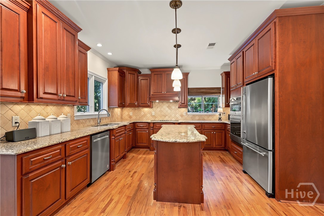 884 Fairway Drive Property Photo 19