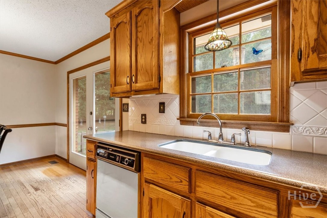 1085 Pannell Road Property Photo 15