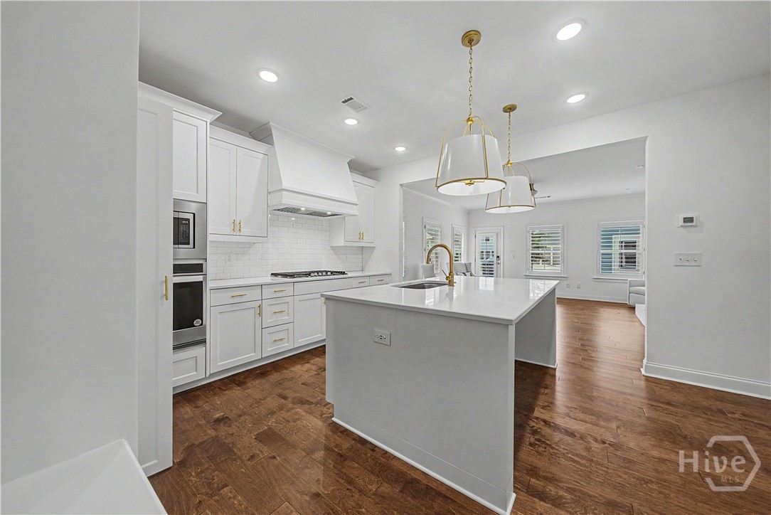 224 Westpark Drive Property Photo 10