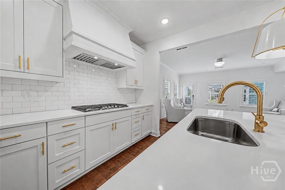 224 Westpark Drive Property Photo 12
