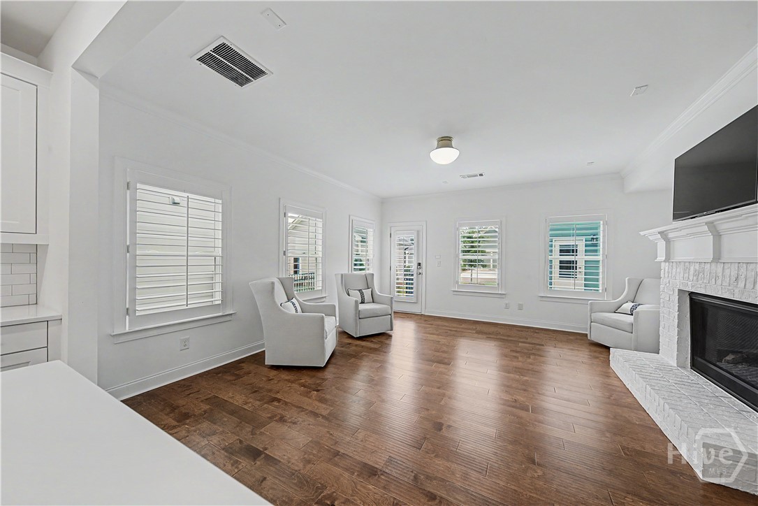 224 Westpark Drive Property Photo 13