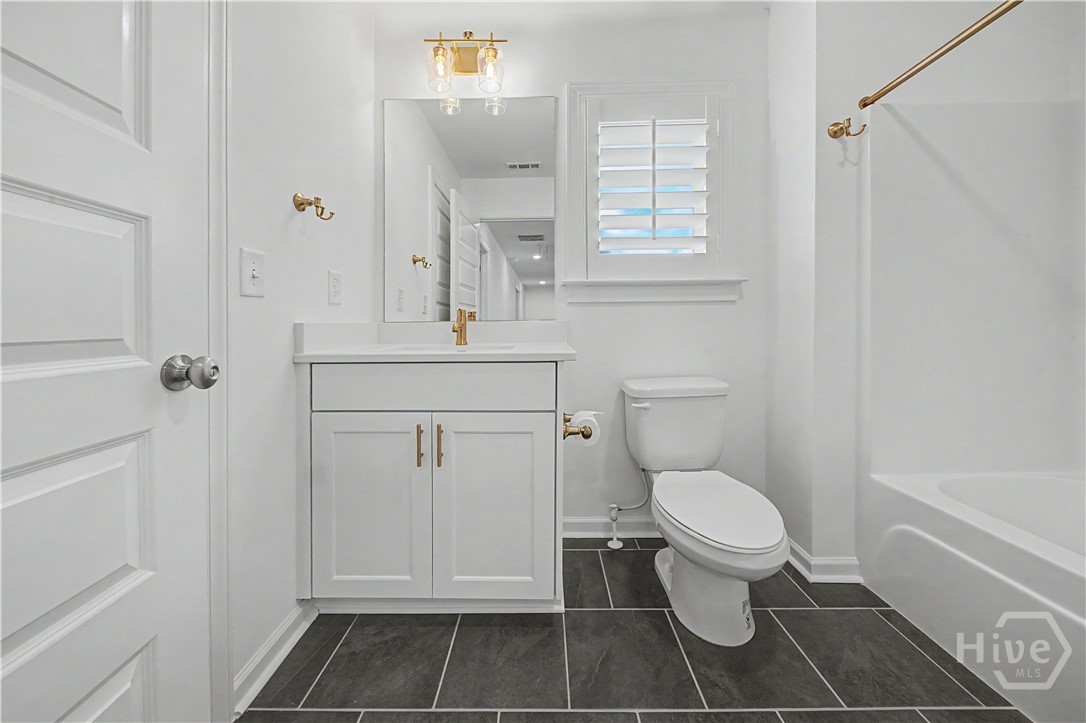 224 Westpark Drive Property Photo 20
