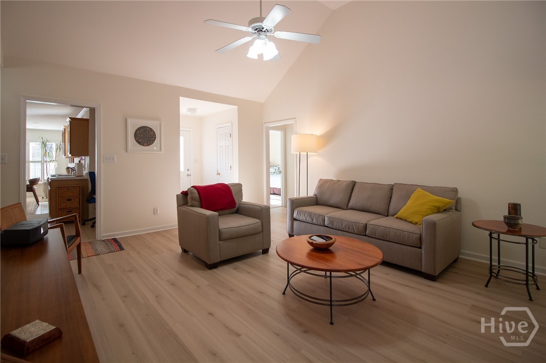 110 Spring Lake Point Property Photo 7