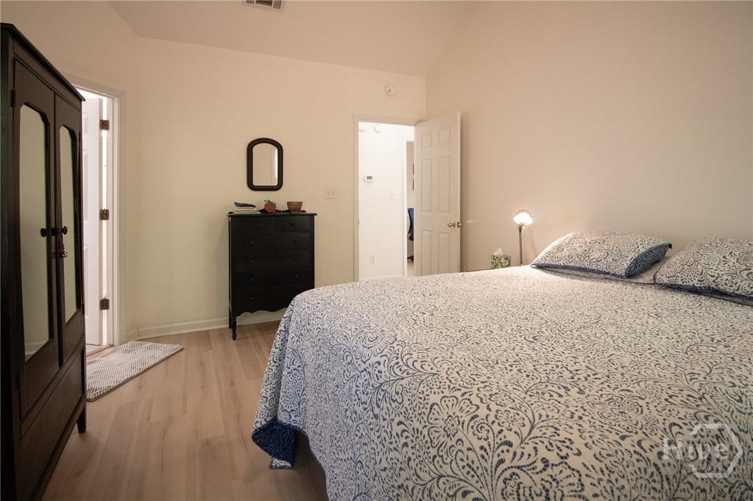 110 Spring Lake Point Property Photo 13