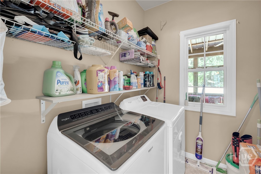 1060 Solitaire Court Property Photo 15