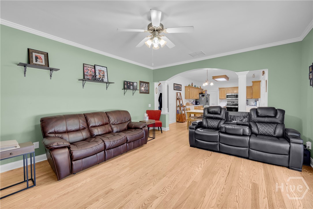 1060 Solitaire Court Property Photo 24