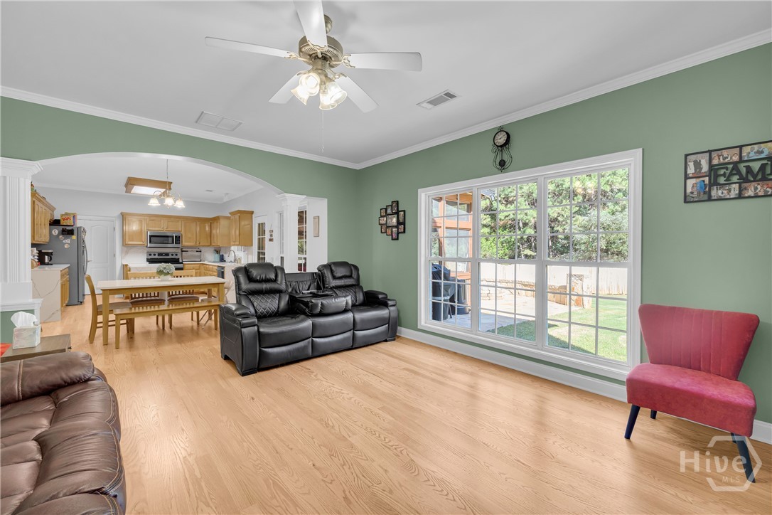 1060 Solitaire Court Property Photo 25