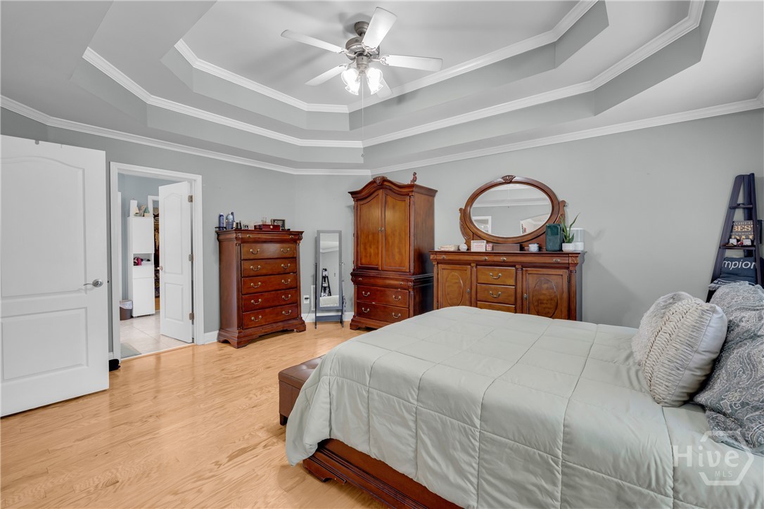 1060 Solitaire Court Property Photo 32