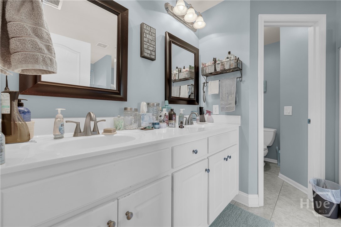 1060 Solitaire Court Property Photo 36