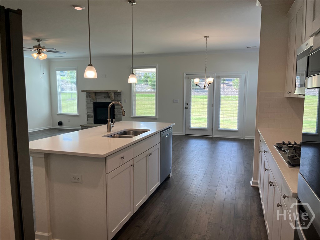 1521 Brookside Terrace Property Photo 18