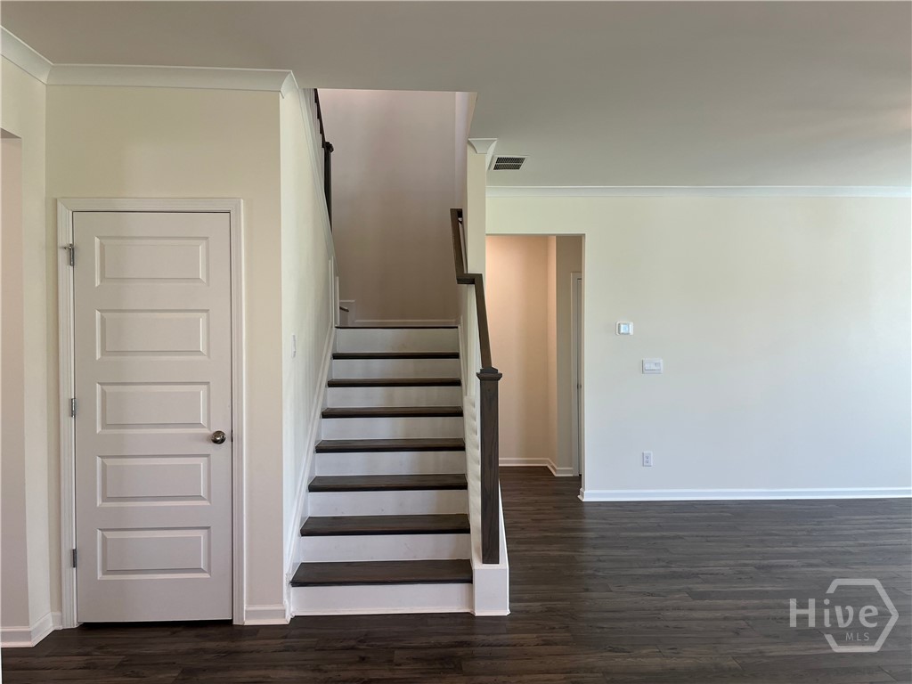1521 Brookside Terrace Property Photo 34