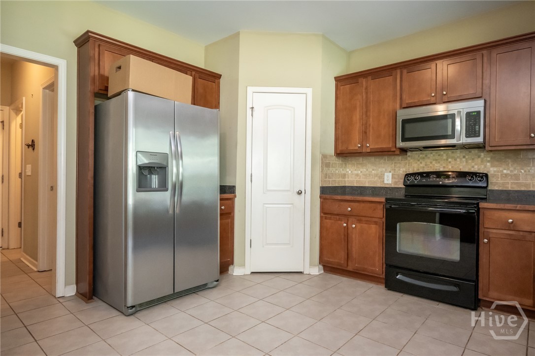 1120 Arlington Place Property Photo 14