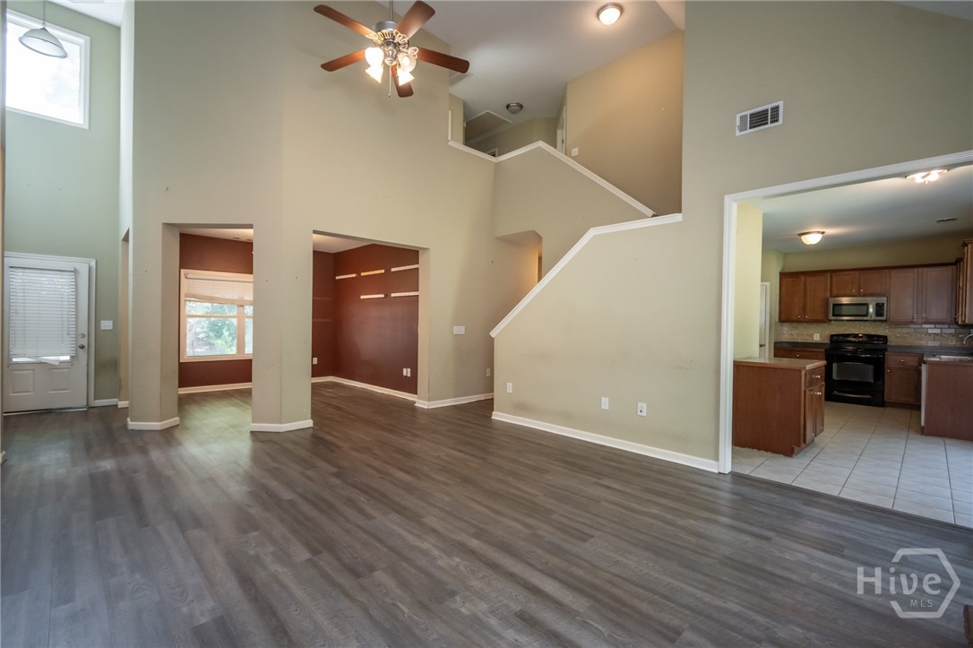 1120 Arlington Place Property Photo 18