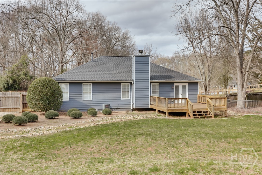 1021 Jessica Way Property Photo 39