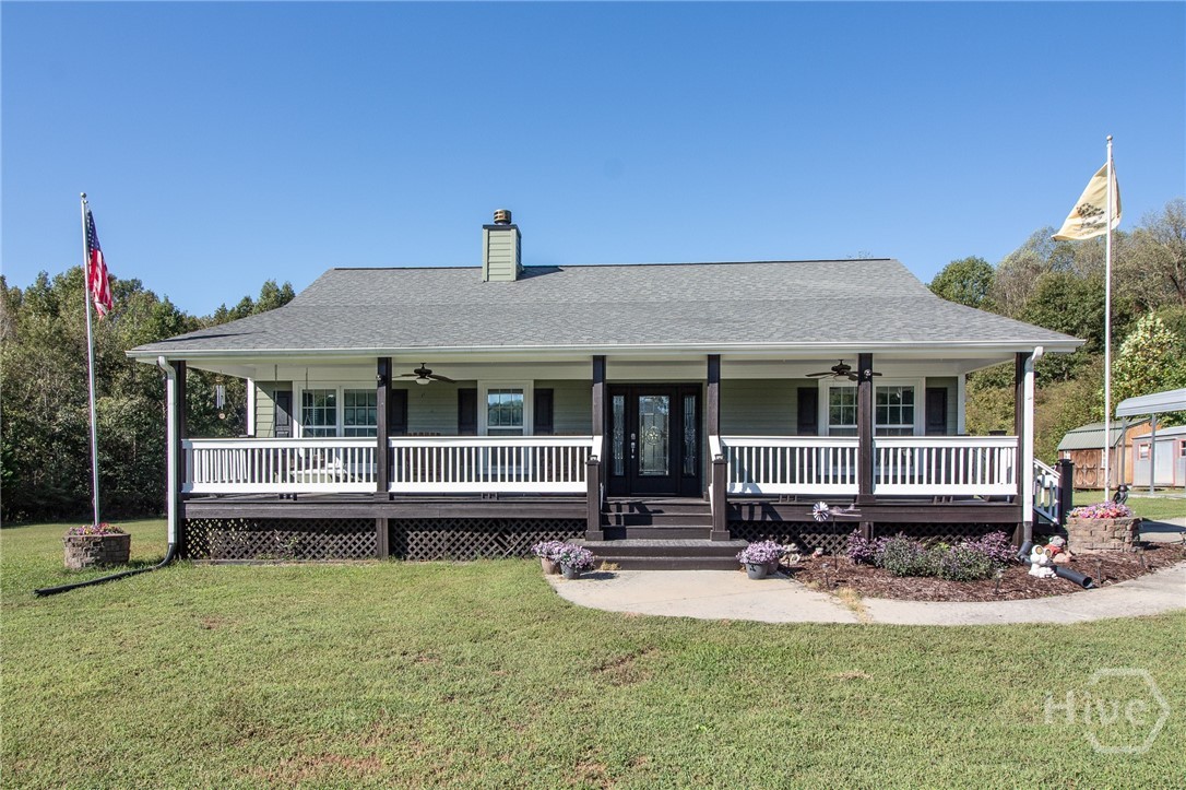 582 E County Line Road Property Photo 1