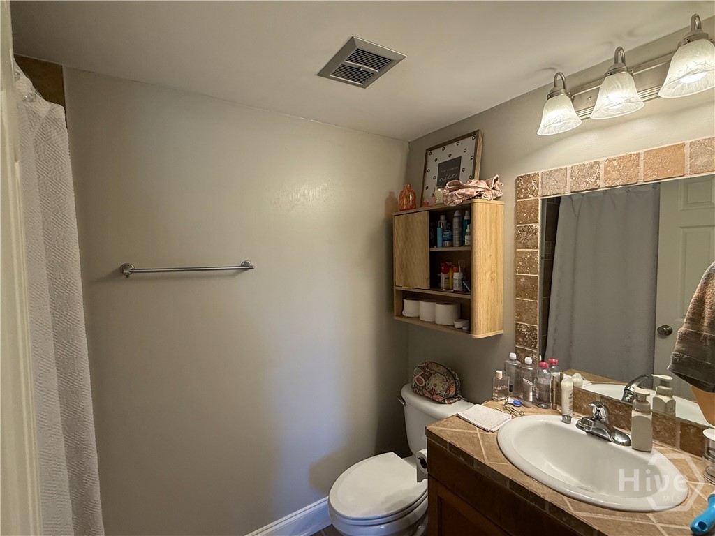 1055 Baxter Street 404 Property Photo 12