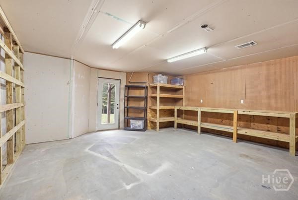 1341 Riverhill Drive Property Photo 41