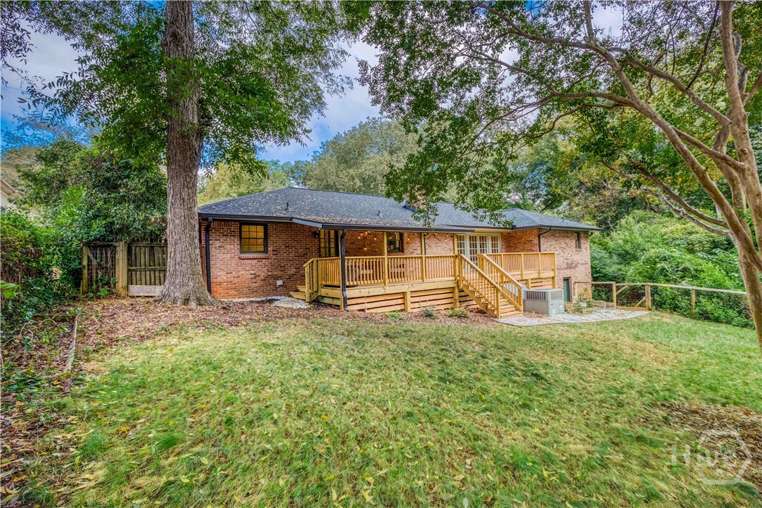340 Pine Street Property Photo 1