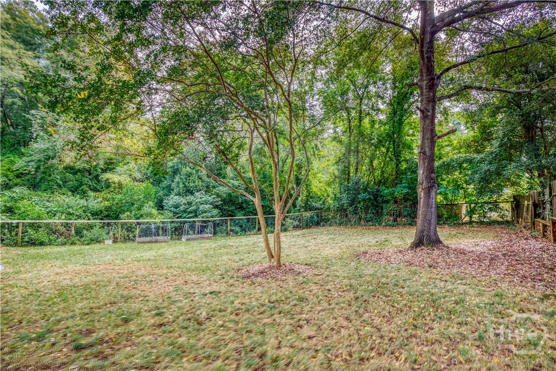 340 Pine Street Property Photo 37